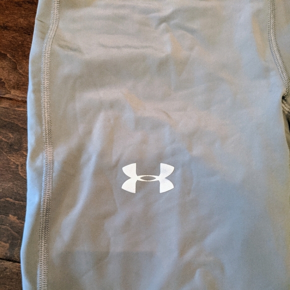 Women's Grey Under Armour Compression tights - Picture 5 of 5